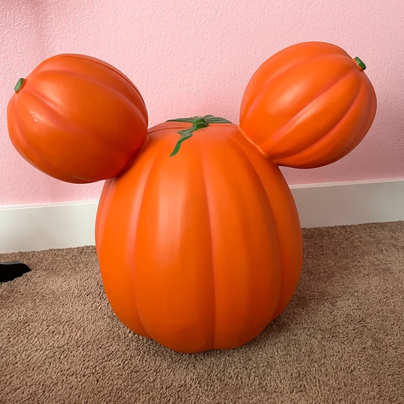 Mickey Mouse Light-Up Jack-o’-Latern - Picture 2 of 4